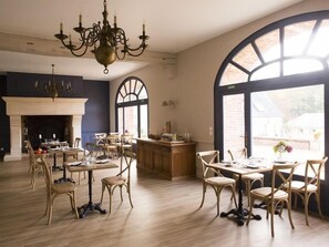 Restaurant - Le Domaine de Montchevreuil (Montchevreuil)