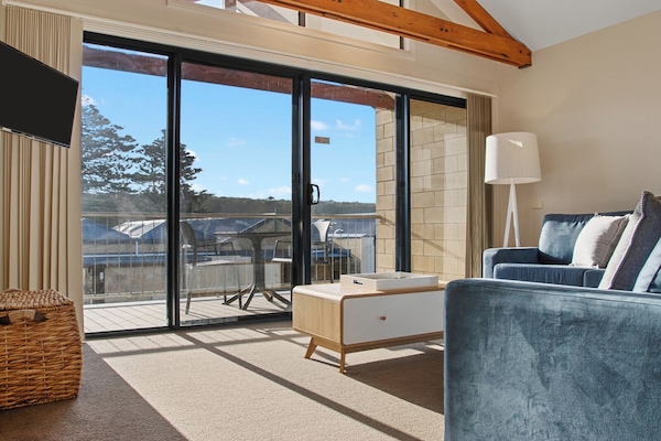 Family One Bedroom Spa Apartment | Living area