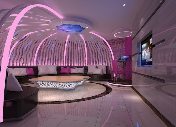 Serves breakfast, dinner, and brunch - BORRMAN Hotel (Guangzhou)