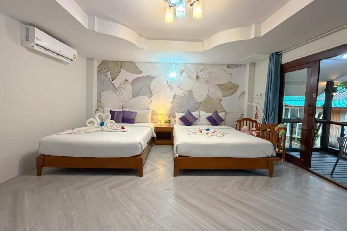 Family Bungalow, 1 Bedroom, Mountain View | Premium bedding, Select Comfort beds, desk, laptop workspace