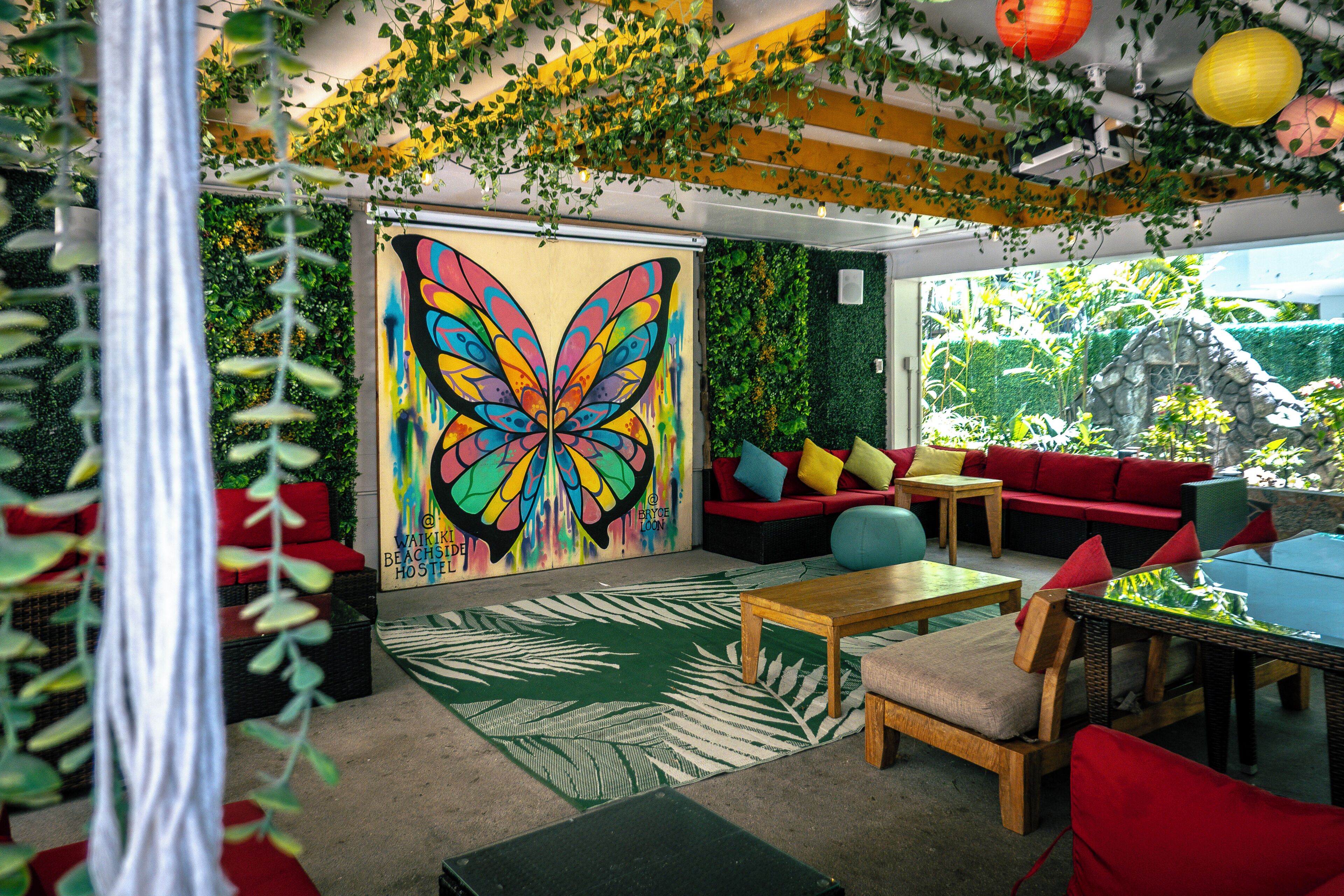 Photo - Waikiki Beachside Hostel