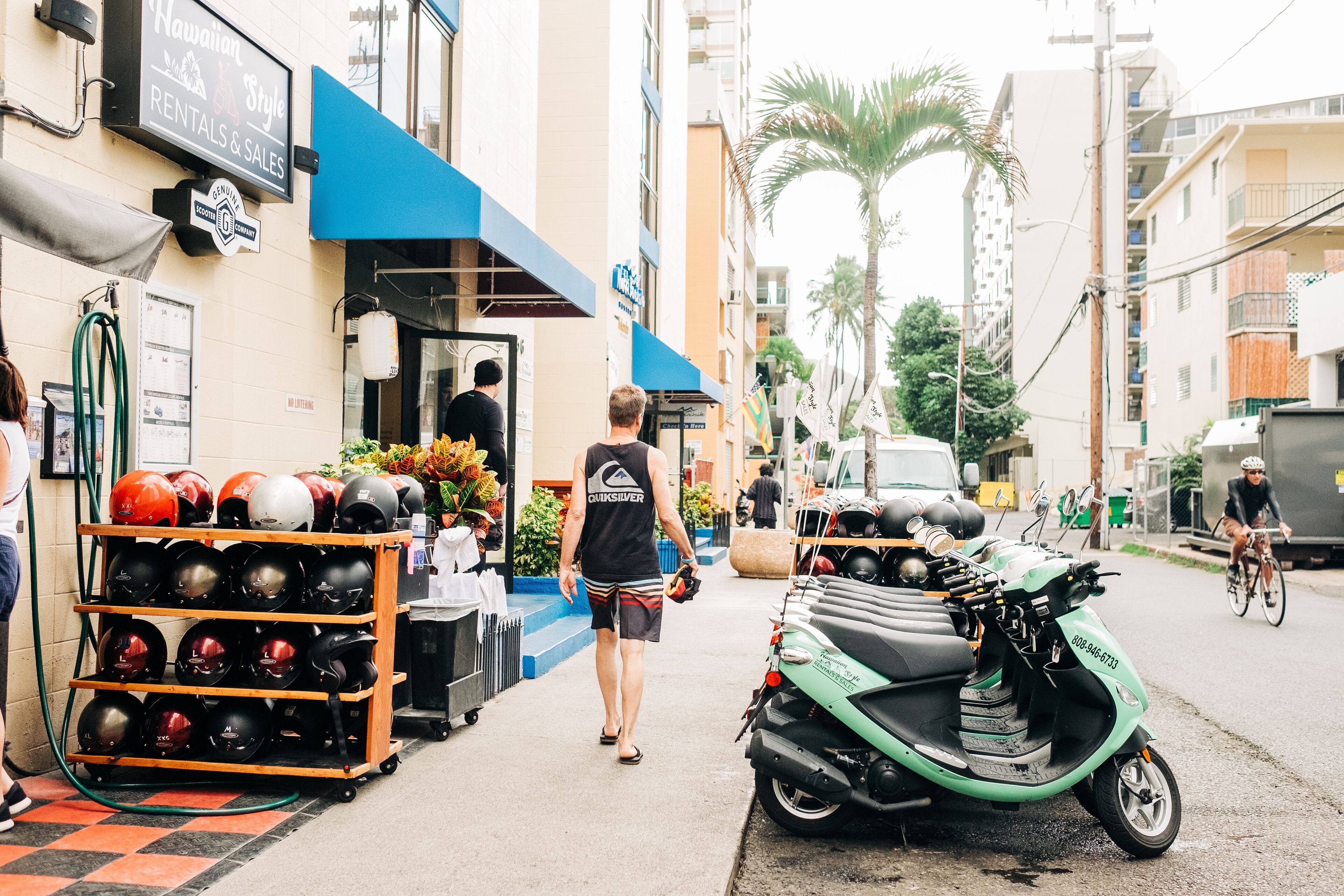 Photo - Waikiki Beachside Hostel