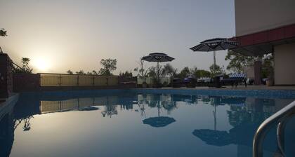 Hotel Atulyaa Taj