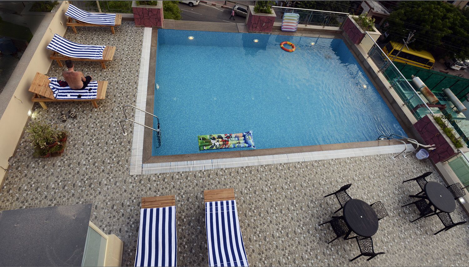 Photo - Hotel Atulyaa Taj