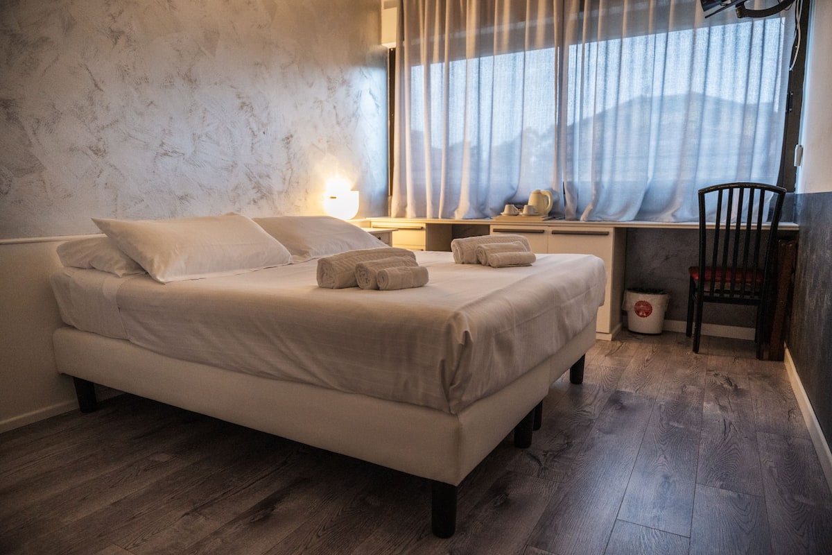 superior double room (amarone) | egyptian cotton sheets, premium bedding, minibar, in-room safe