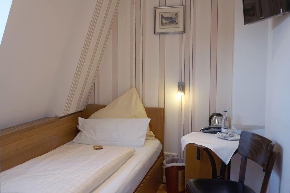 Premium bedding, blackout curtains, soundproofing, free WiFi