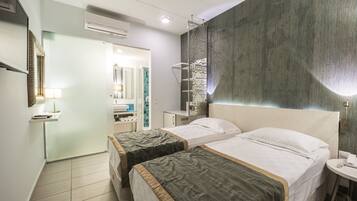 Single Room | 2 bedrooms, premium bedding, minibar, in-room safe