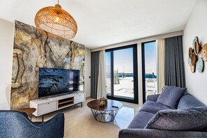 Premium bedding, minibar, in-room safe, free WiFi - Babana Hotel (Bodrum)