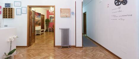 Entrada al alojamiento