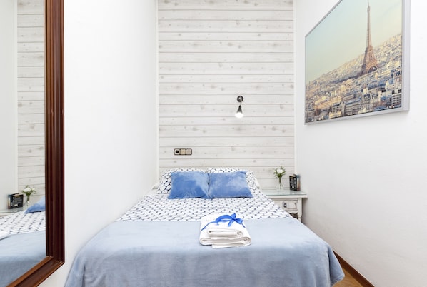 Double Room, 1 Double or 2 Twin Beds | Down comforters, in-room safe, individually decorated, desk