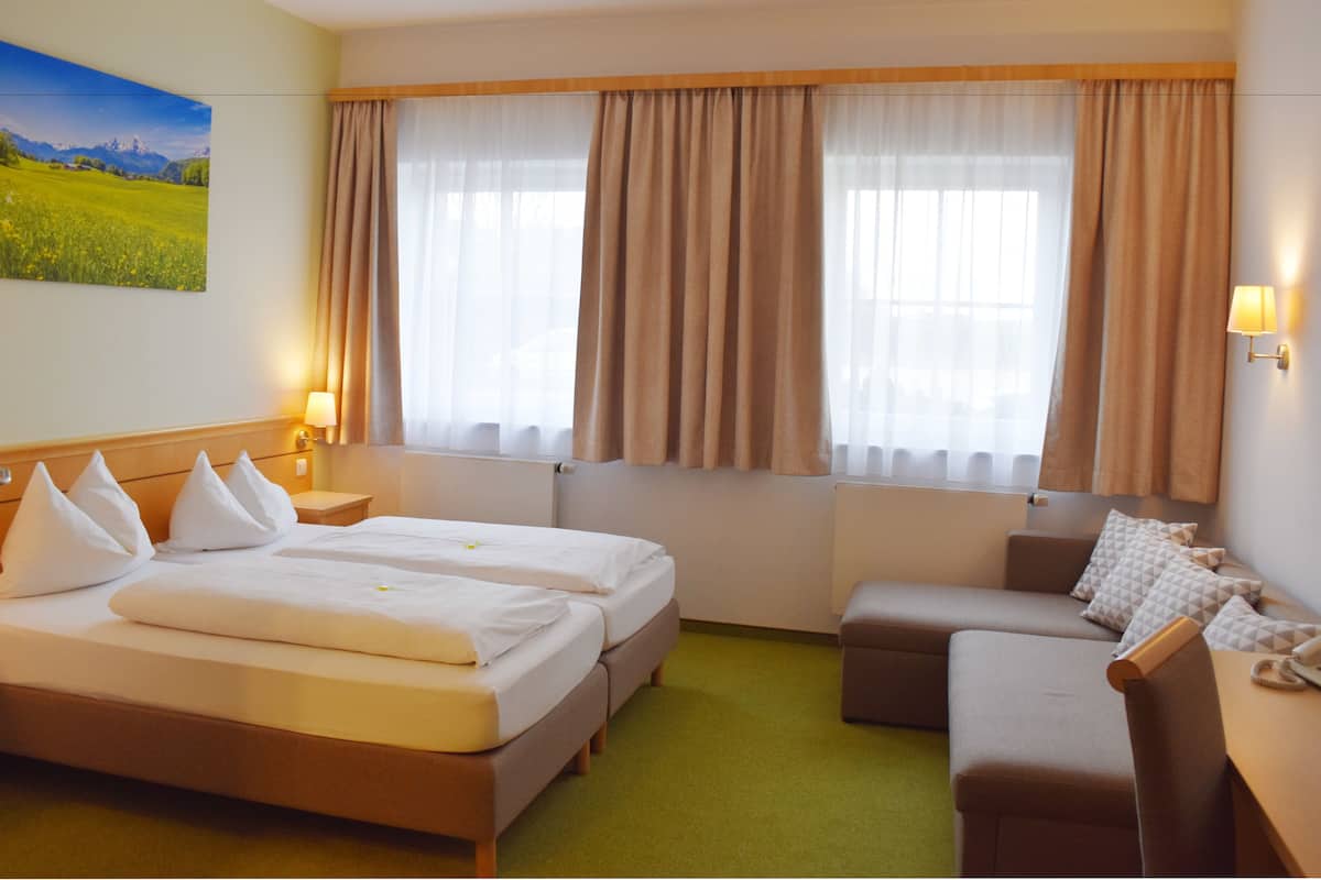 Habitación doble | Ropa de cama hipoalergénica y minibar
