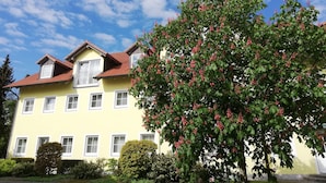 Unclassified image, 3 of 125, button - Hotel Nummerhof (Erding)