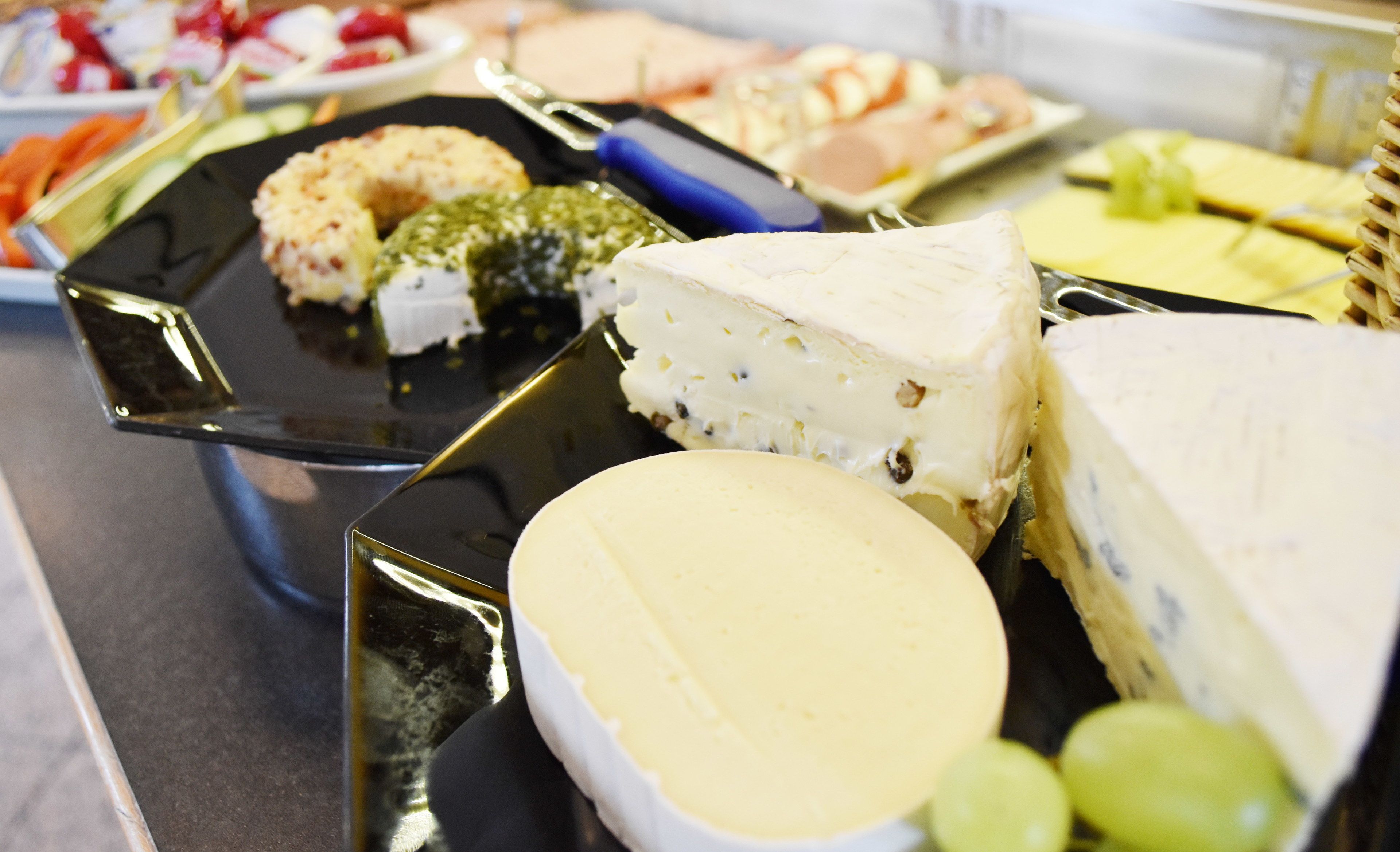 daily buffet breakfast (eur 5 per person)