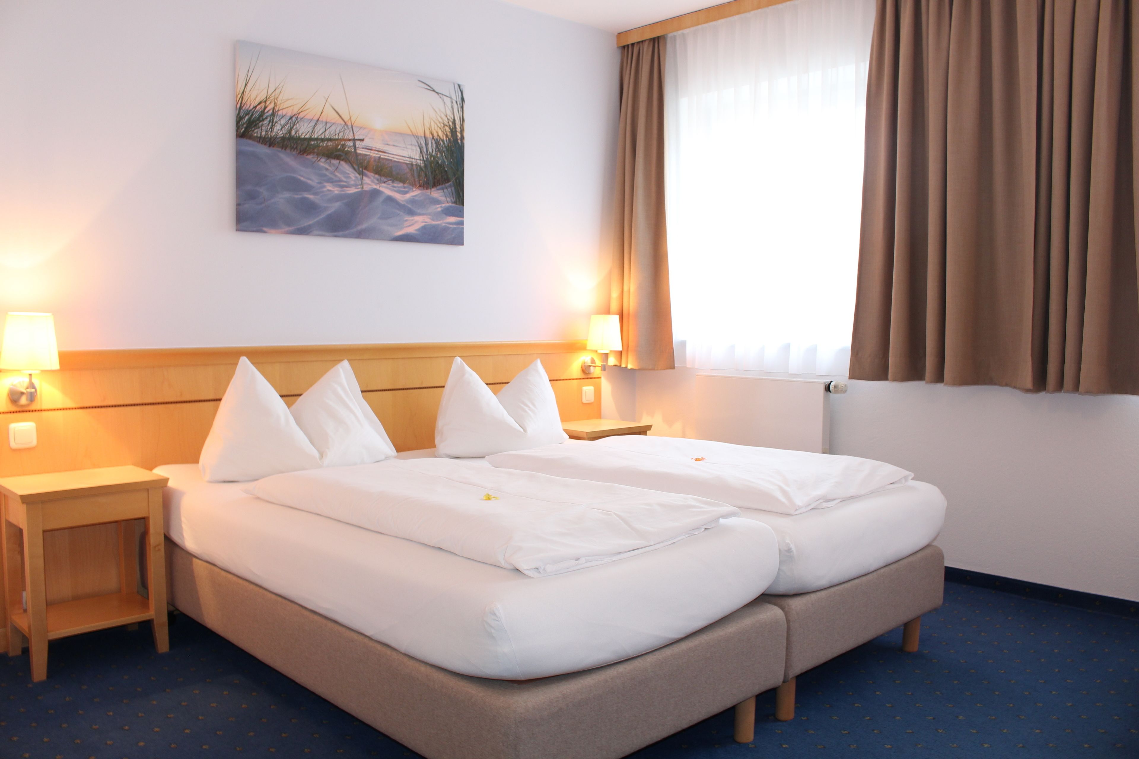 double room single use | hypo-allergenic bedding, minibar, in-room safe, desk