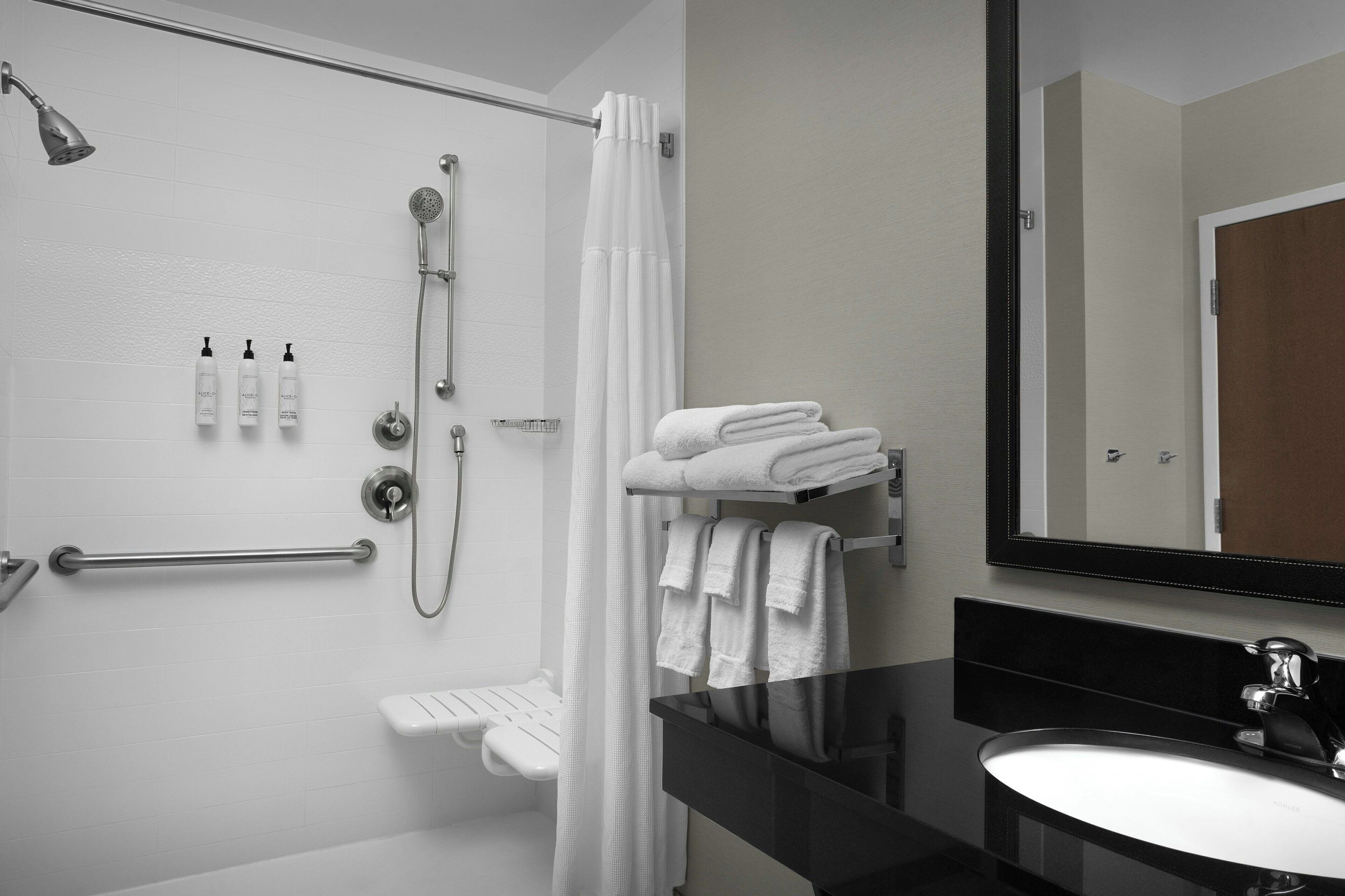 room, 1 king bed | bathroom | free toiletries, hair dryer, towels