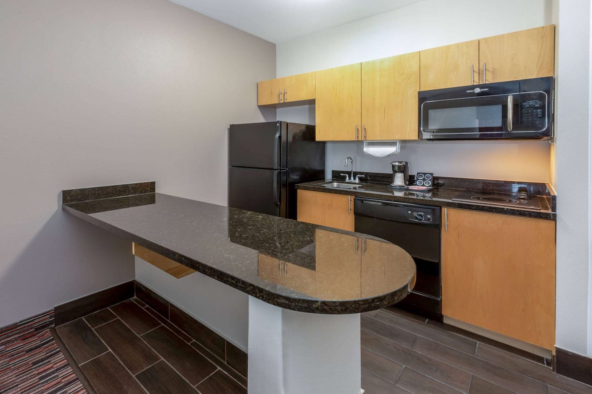 premium bedding, desk, iron/ironing board, free cots/infant beds