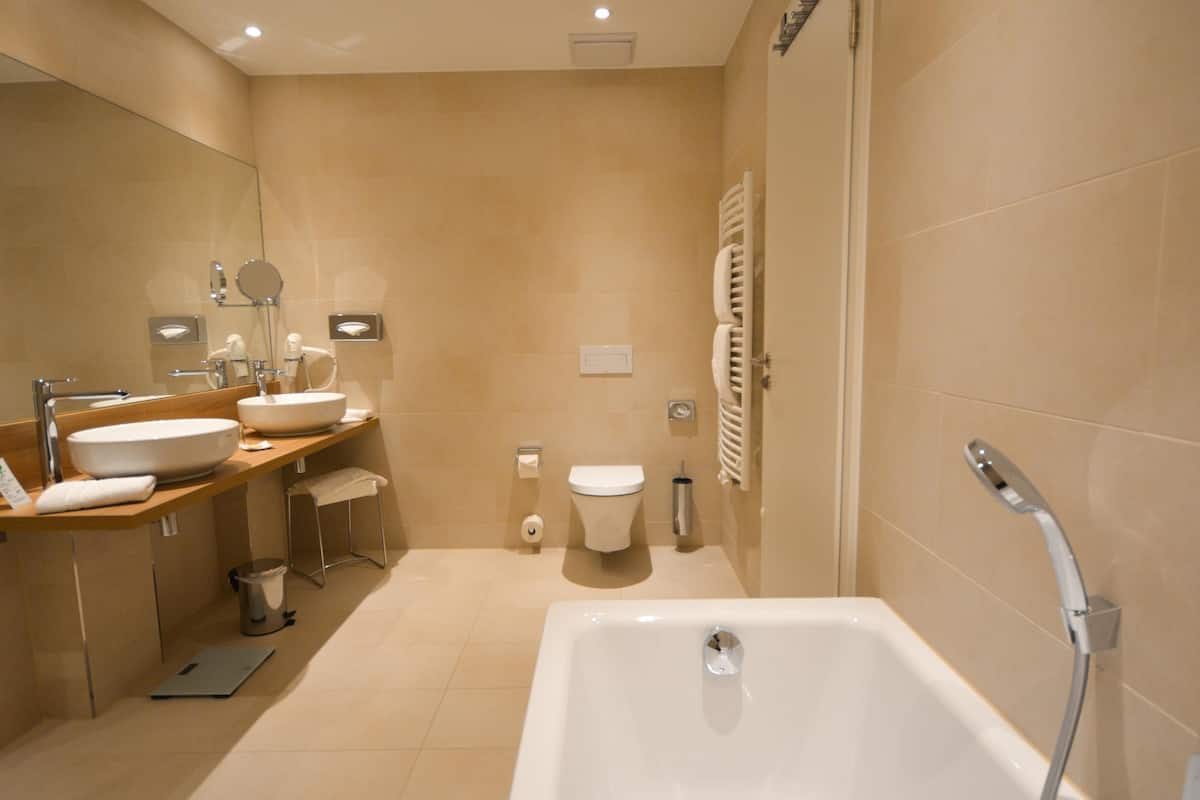 penthouse, balcony | bathroom | shower, rainfall showerhead, hair dryer, bathrobes