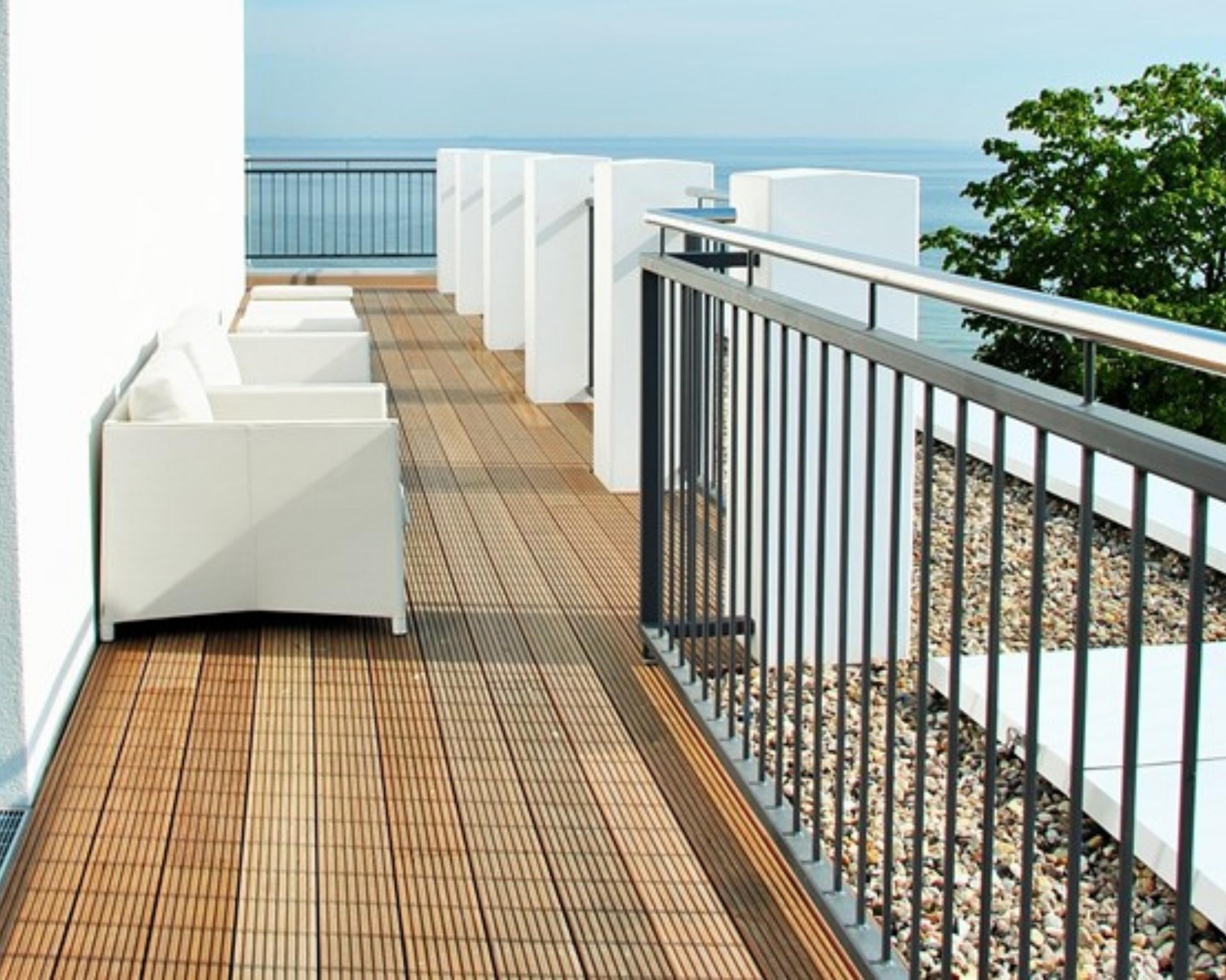 penthouse, balcony | balcony