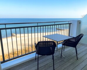 Sea Luxury Doppelzimmer mit Badewanne und Seeblick | Balkon