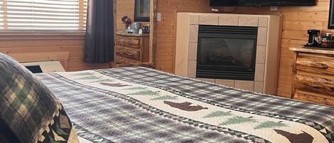 Premium bedding, pillowtop beds, blackout drapes, WiFi (free)