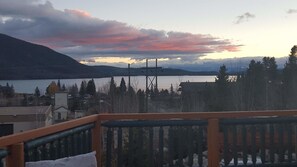 Luxury Apartment, 2 Bedrooms, Fireplace, Mountain View | Balcony