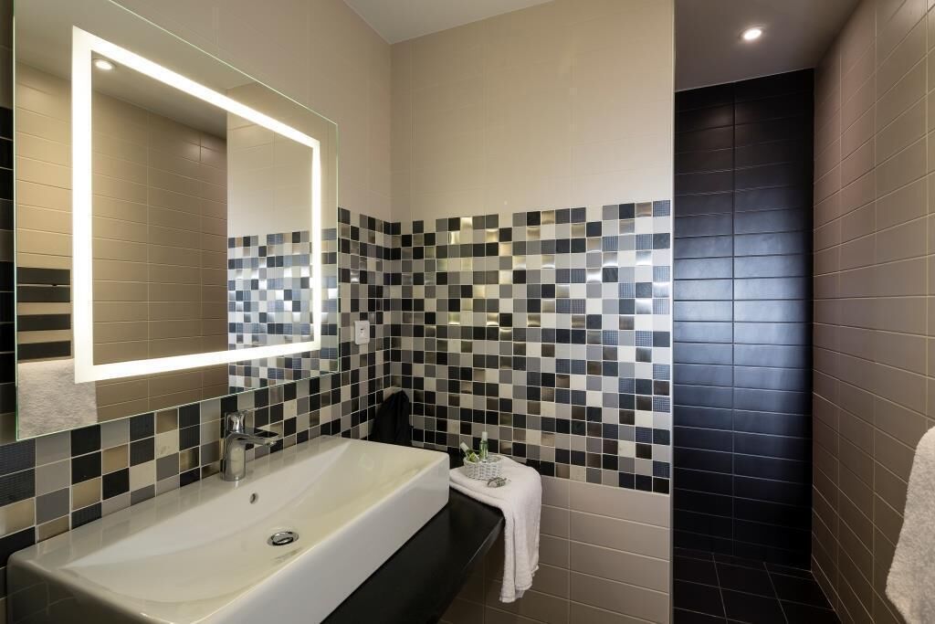 free toiletries, hair dryer, towels