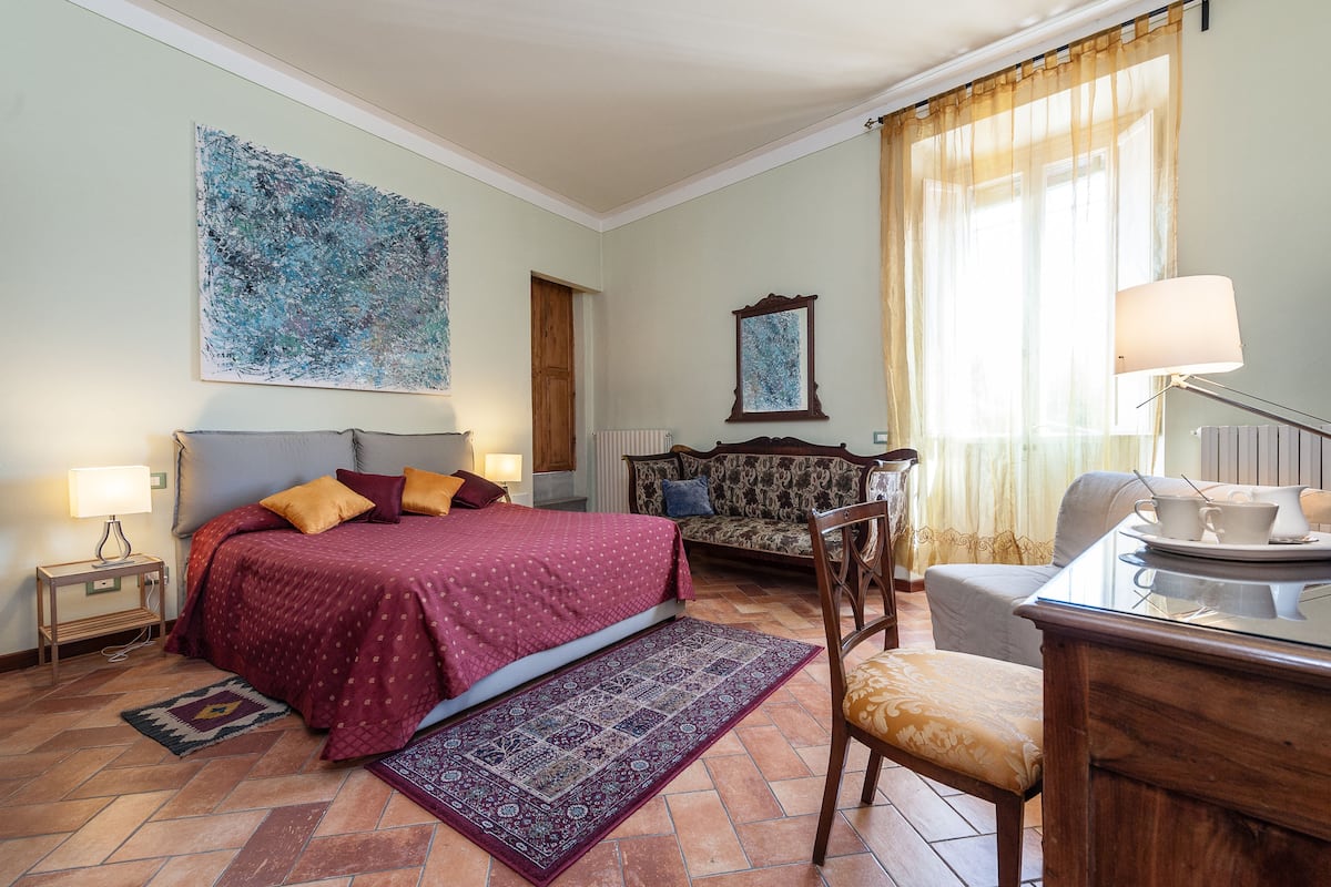 Basic Apartment, 1 Bedroom, City View