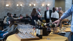 Bar (on property) - Staybridge Suites London - Vauxhall by IHG (London)