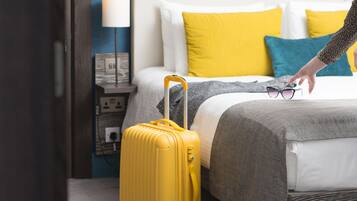 Superior Room, Kitchen | 1 bedroom, premium bedding, in-room safe, desk