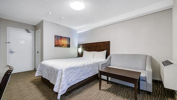 Standard Room, 1 Queen Bed (Non-wheelchair Accessible) | Desk, iron/ironing board, free WiFi, bed sheets