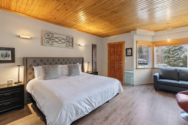 Individuell dekoriert, kostenloses WLAN, Bettwäsche