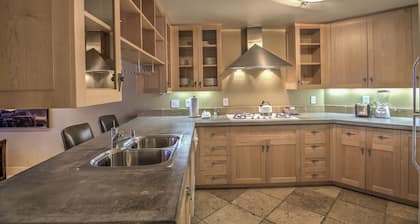 Ice House Suites and Condominiums