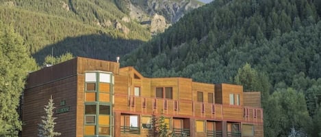 Facciata della struttura