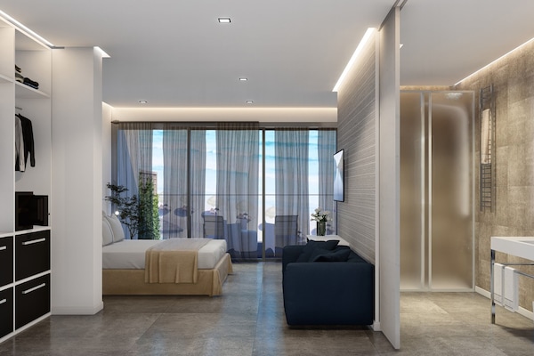 Suíte luxo | Frigobar, cofres nos quartos, escrivaninha, cortinas blackout