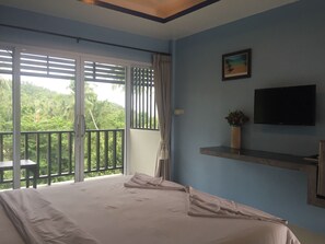 Superior Garden View   with A/C | Zimmersafe, Schreibtisch, Zustellbetten, kostenloses WLAN