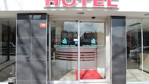 Property entrance - Istanbul Dedem Hotel 1 (Istanbul)