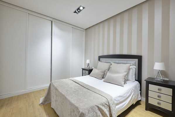 Literie de qualité supérieure, couette en duvet d'oie