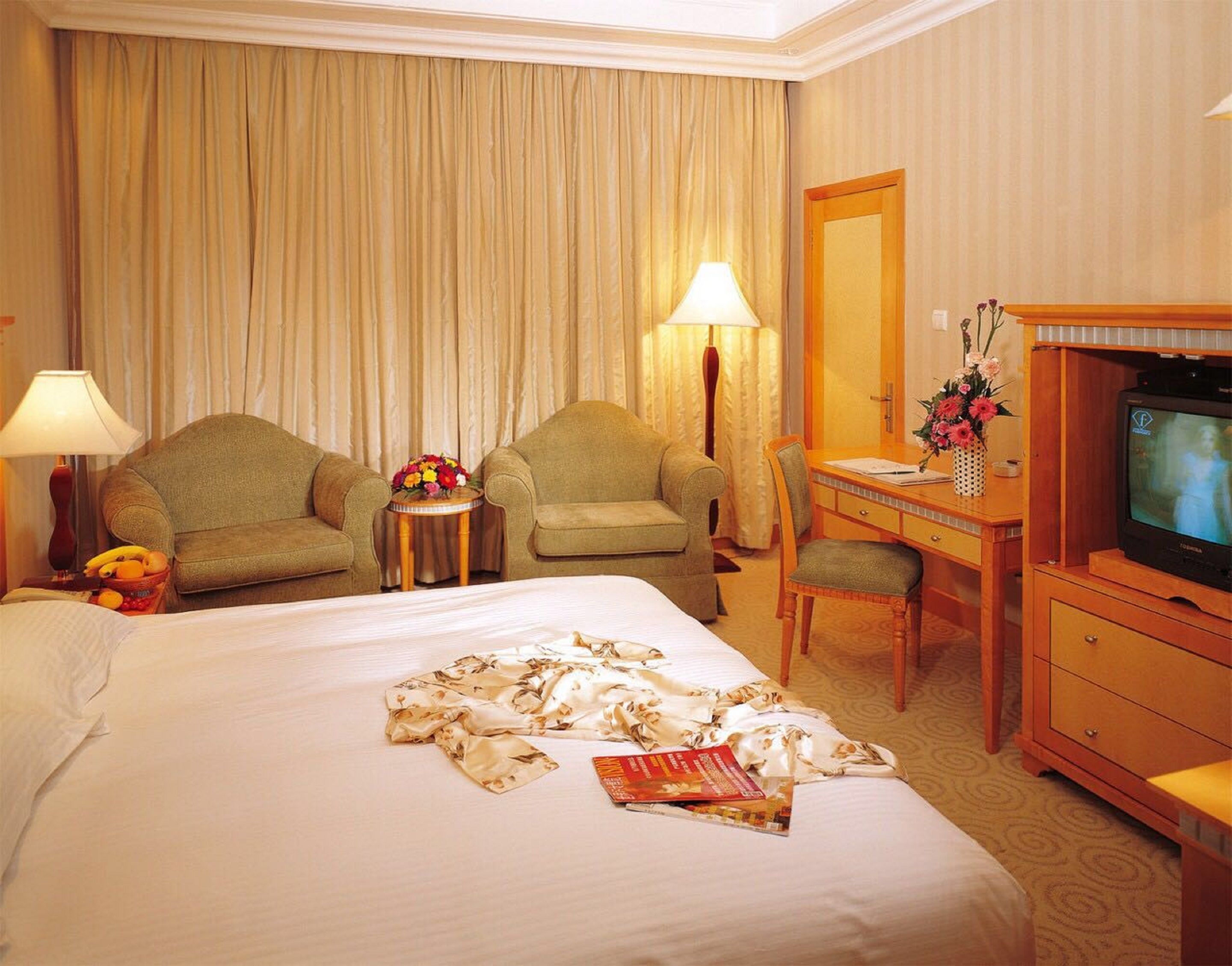 down duvets, in-room safe, desk, blackout curtains