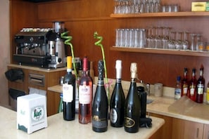 Bar (on property) - Hotel Eden (Toscolano Maderno)
