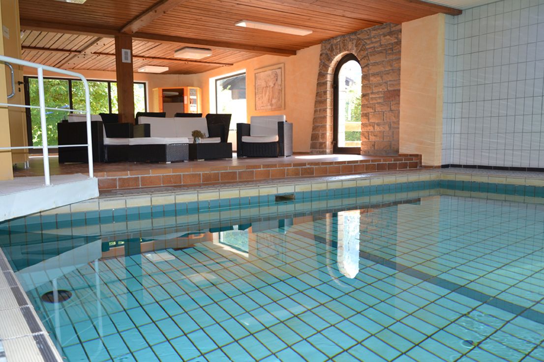 indoor pool, pool loungers