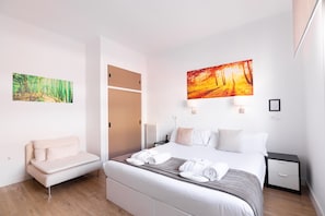 Standard Double Room Single Use | Premium bedding, down comforters, in-room safe, individually furnished