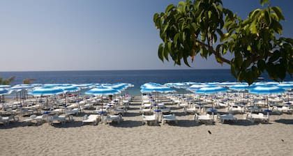 Stella Marina Hotel