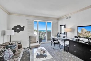 Luxury Studio, 1 King Bed, Kitchenette, Ocean View | Living area | 44-inch flat-screen TV with cable channels, TV, Netflix - Private Residences at the Atlantic Resort and Spa (Fort Lauderdale)