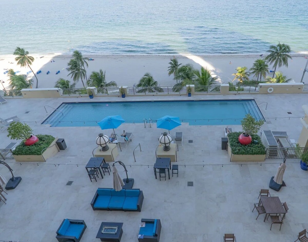 Private Residences at the Atlantic Resort and Spa photo 3