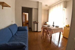 26-inch LCD TV with premium TV channels, TV - Aurora Residence & Resort (Albenga)