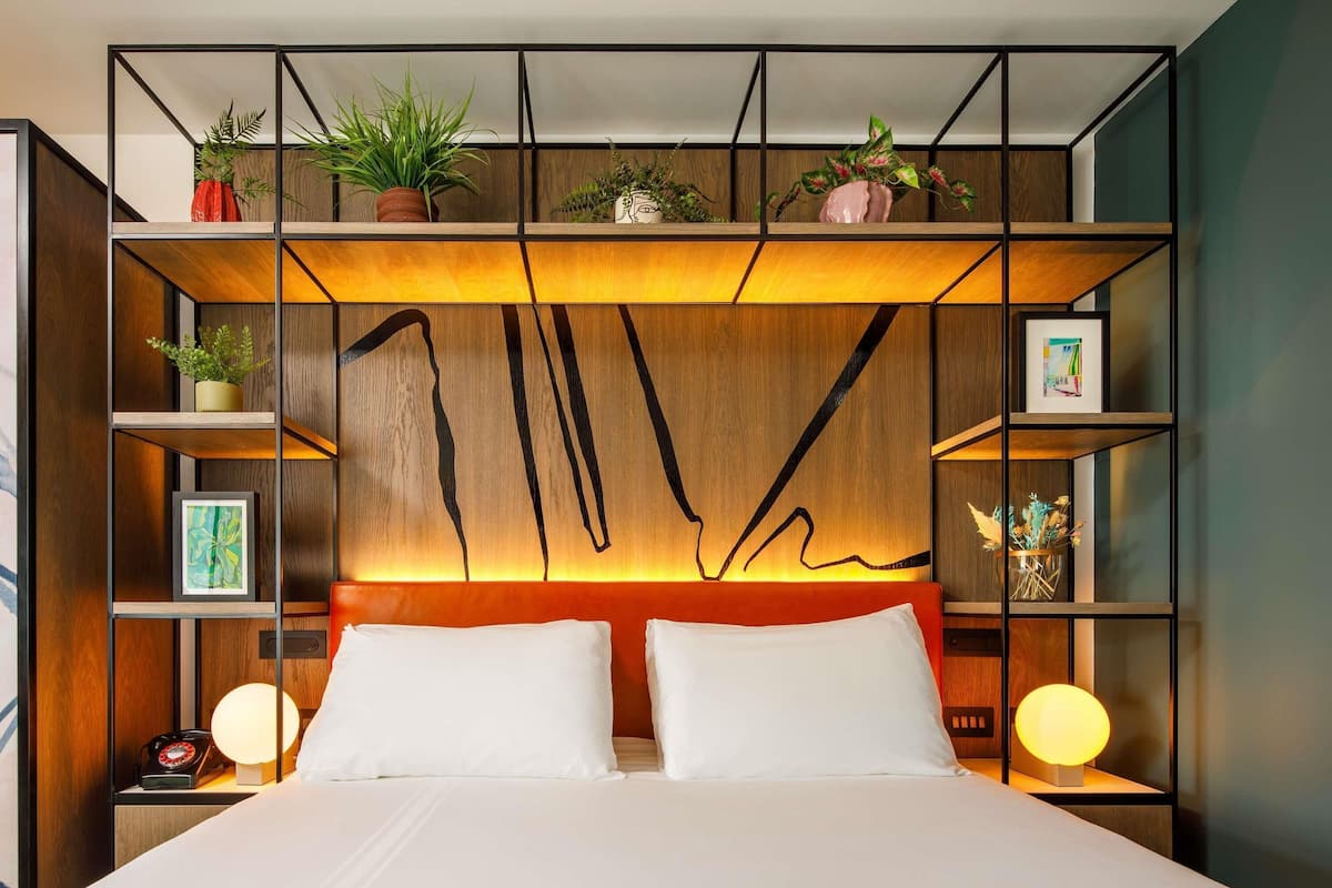In-room safe, desk, soundproofing, iron/ironing board