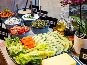 Free daily continental breakfast - ibis Styles Edinburgh Centre St Andrew Square (Edinburgh)