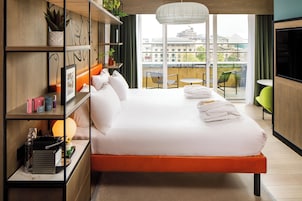 Room, 1 Double Bed (The Works) | In-room safe, desk, soundproofing, iron/ironing board