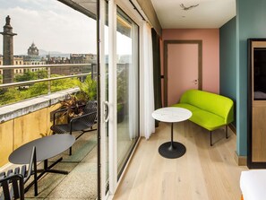 Room, 1 Double Bed (The Works) | In-room safe, desk, soundproofing, iron/ironing board - ibis Styles Edinburgh Centre St Andrew Square (Edinburgh)