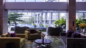 2 bars/lounges, poolside bar